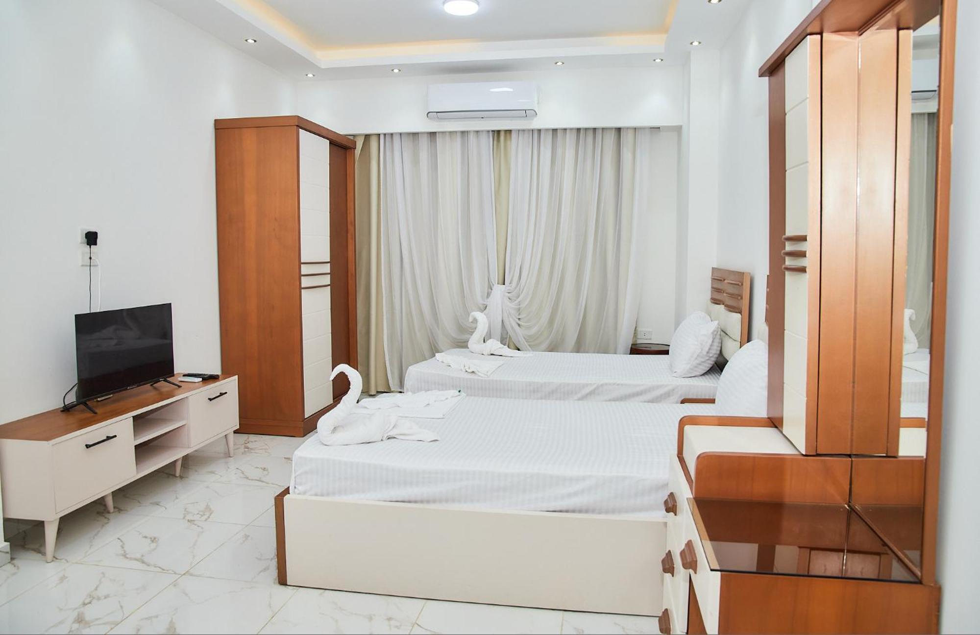Vision Suites Panoramic Sea View Хургада Экстерьер фото